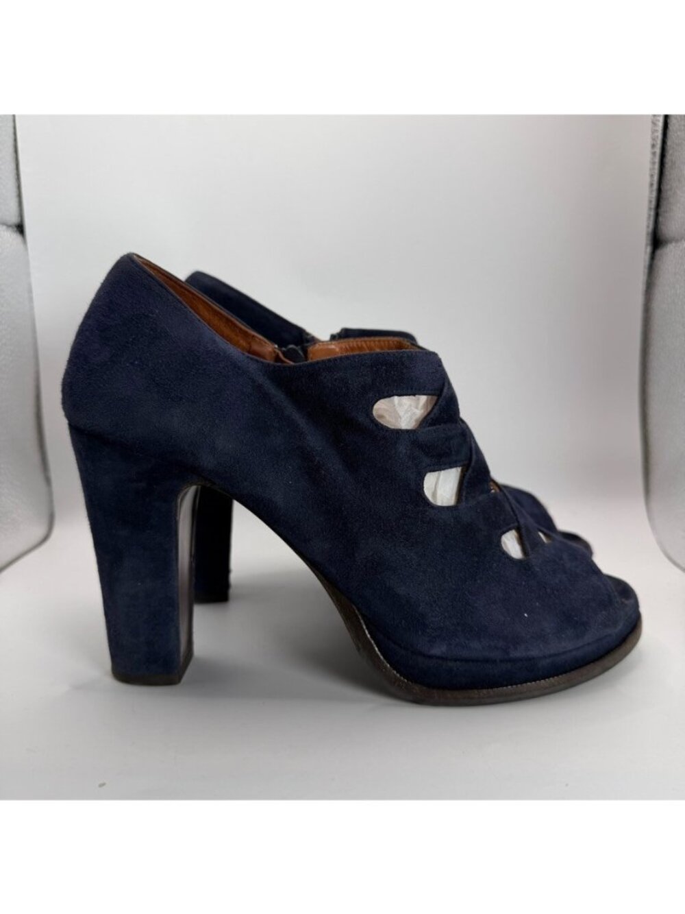 Chie Mihara Suede Pumps Size 40 US 10 Platform Crossover Side Straps Block Heel